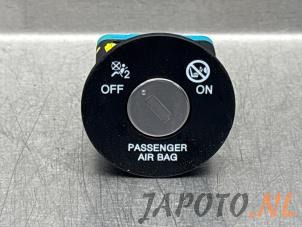 Gebruikte Airbag Slot Kia Proceed (CD) 1.0i T-GDi 12V Prijs € 14,95 Margeregeling aangeboden door Japoto Parts B.V.