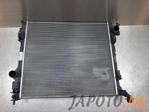 Gebruikte Radiateur Nissan Qashqai (J11) 1.2 DIG-T 16V Prijs € 52,49 Margeregeling aangeboden door Japoto Parts B.V.