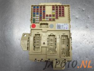 Gebruikte Zekeringkast Hyundai Kona (SX2) 1.6 GDi HEV 16V Prijs € 131,24 Margeregeling aangeboden door Japoto Parts B.V.