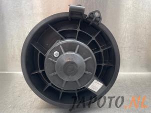 Gebruikte Aanjager Nissan Qashqai (J11) 1.2 DIG-T 16V Prijs € 78,70 Margeregeling aangeboden door Japoto Parts B.V.