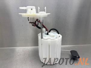 Gebruikte Benzinepomp Hyundai Kona (SX2) 1.6 GDi HEV 16V Prijs € 157,45 Margeregeling aangeboden door Japoto Parts B.V.