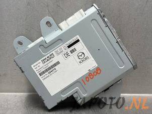 Gebruikte Radio versterker Mazda CX-3 (DJ/DK) 1.5 Skyactiv D 105 16V Prijs € 262,45 Margeregeling aangeboden door Japoto Parts B.V.