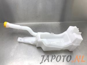 Gebruikte Ruitensproeiertank voor Nissan Townstar 45 kWh Prijs € 52,45 Margeregeling aangeboden door Japoto Parts B.V.