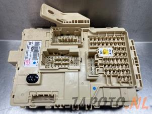 Gebruikte Zekeringkast Hyundai Kona (OS) 1.0 T-GDI 12V Prijs € 103,95 Margeregeling aangeboden door Japoto Parts B.V.