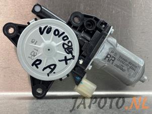 Gebruikte Raammotor Portier Kia Soul II (PS) EV Prijs € 52,45 Margeregeling aangeboden door Japoto Parts B.V.