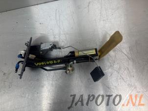 Gebruikte Benzinepomp Mazda MX-5 (NB18/35/8C) 1.6i 16V Prijs € 104,95 Margeregeling aangeboden door Japoto Parts B.V.