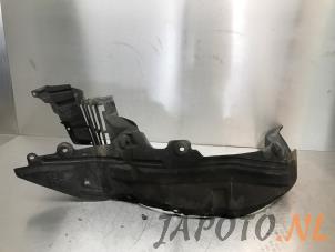 Gebruikte Scherm binnen Mazda 6 SportBreak (GJ/GH/GL) 2.2 SkyActiv-D 175 16V Prijs € 26,20 Margeregeling aangeboden door Japoto Parts B.V.