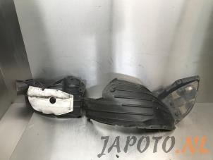 Gebruikte Scherm binnen Mazda 6 SportBreak (GJ/GH/GL) 2.2 SkyActiv-D 175 16V Prijs € 26,20 Margeregeling aangeboden door Japoto Parts B.V.