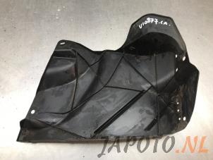 Gebruikte Spatlap Toyota Yaris IV (P21/PA1/PH1) 1.5 12V VVT-i Prijs € 15,74 Margeregeling aangeboden door Japoto Parts B.V.