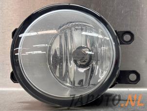 Gebruikte Mistlamp links-voor Toyota Auris (E15) 1.6 Dual VVT-i 16V Prijs € 26,20 Margeregeling aangeboden door Japoto Parts B.V.
