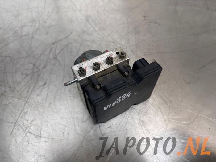 Gebruikte ABS Pomp Suzuki Vitara (LY/MY) 1.4 S Turbo 16V Prijs € 262,45 Margeregeling aangeboden door Japoto Parts B.V.