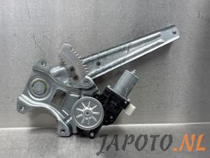 Gebruikte Ruitmechaniek 4Deurs rechts-achter Suzuki Swift (ZCE/ZDE) 1.2 VVT 12V Hybrid Prijs € 99,95 Margeregeling aangeboden door Japoto Parts B.V.