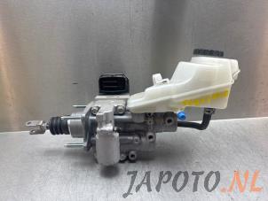 Gebruikte Hoofdremcilinder Toyota Prius (ZVW5) 1.8 16V Hybrid Prijs € 472,50 Margeregeling aangeboden door Japoto Parts B.V.
