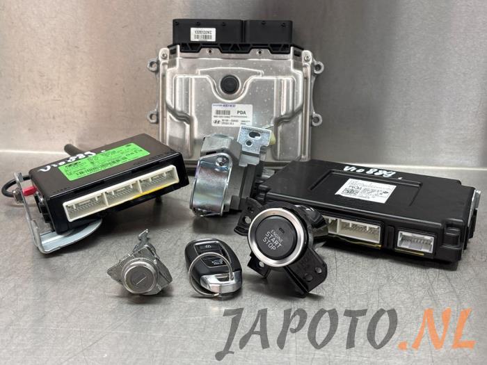 Gebruikte Kontaktslot + computer Hyundai i30 Wagon (PDEF) 1.4 T-GDI 16V Prijs € 262,45 Margeregeling aangeboden door Japoto Parts B.V.