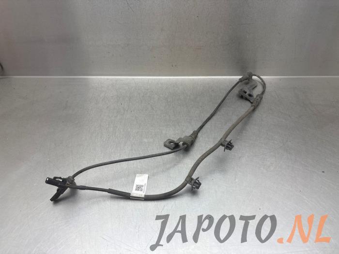 Gebruikte ABS Sensor Hyundai i30 Wagon (PDEF) 1.4 T-GDI 16V Prijs € 26,20 Margeregeling aangeboden door Japoto Parts B.V.
