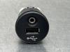 Nissan Qashqai (J10) 2.0 16V AUX/USB aansluiting