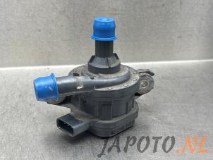 Gebruikte Waterpomp Toyota Prius (ZVW5) 1.8 16V Hybrid Prijs € 104,95 Margeregeling aangeboden door Japoto Parts B.V.