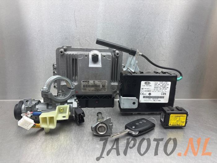 Gebruikte Kontaktslot + computer Kia Cee'd (JDB5) 1.6 CRDi 16V VGT Prijs € 262,45 Margeregeling aangeboden door Japoto Parts B.V.