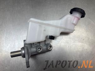Gebruikte Hoofdremcilinder Kia Stonic (YB) 1.0i T-GDi 12V Eco-Dynamics+ Prijs € 26,20 Margeregeling aangeboden door Japoto Parts B.V.