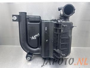 Gebruikte Luchtfilterhuis Suzuki Celerio (LF) 1.0 12V Dualjet Prijs € 31,45 Margeregeling aangeboden door Japoto Parts B.V.