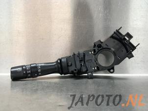 Gebruikte Schakelaar Licht Kia Cee'd Sporty Wagon (EDF) 1.4 CVVT 16V Prijs € 31,45 Margeregeling aangeboden door Japoto Parts B.V.