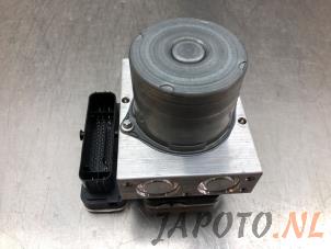 Gebruikte ABS Pomp Mazda 2 Hybrid 1.5 12V Prijs € 367,45 Margeregeling aangeboden door Japoto Parts B.V.