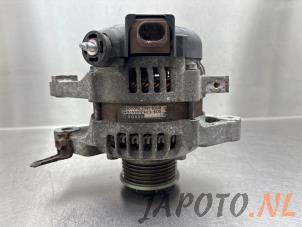 Gebruikte Dynamo Toyota Aygo (B40) 1.0 12V VVT-i Prijs € 36,70 Margeregeling aangeboden door Japoto Parts B.V.