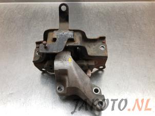 Gebruikte Motorrubber Suzuki Baleno (EW/FW) 1.2 Dual Jet 16V Prijs € 31,49 Margeregeling aangeboden door Japoto Parts B.V.