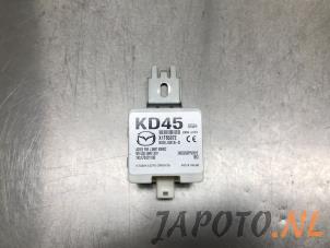 Gebruikte Module keyless vehicle Mazda CX-3 (DJ/DK) 2.0 SkyActiv-G 120 Prijs € 26,20 Margeregeling aangeboden door Japoto Parts B.V.