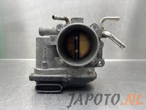 Gebruikte Gasklephuis Toyota Avensis Wagon (T25/B1E) 2.0 16V VVT-i D4 Prijs € 52,45 Margeregeling aangeboden door Japoto Parts B.V.