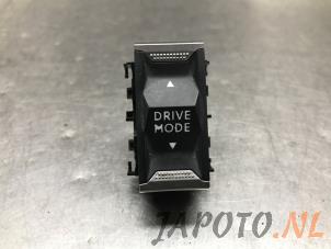 Gebruikte Schakelaar (diversen) Toyota ProAce Electric Worker Prijs € 20,95 Margeregeling aangeboden door Japoto Parts B.V.