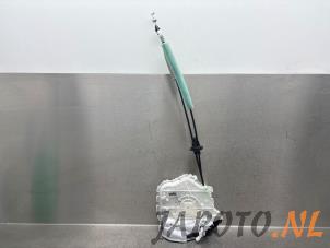 Gebruikte Portierslot Mechaniek 4Deurs rechts-voor Mazda MX-30 e-SkyActiv 145 Prijs € 104,95 Margeregeling aangeboden door Japoto Parts B.V.
