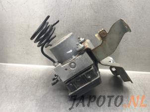 Gebruikte ABS Pomp Mitsubishi Colt (Z2/Z3) 1.3 16V Prijs € 52,45 Margeregeling aangeboden door Japoto Parts B.V.