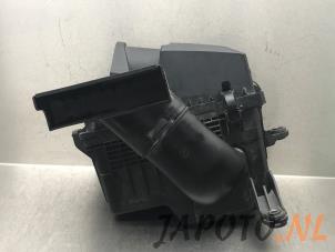 Gebruikte Luchtfilterhuis Hyundai Bayon Prijs € 157,45 Margeregeling aangeboden door Japoto Parts B.V.