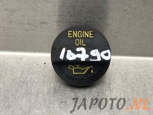 Gebruikte Oliedop Suzuki Grand Vitara II (JT) 2.0 16V Prijs € 15,70 Margeregeling aangeboden door Japoto Parts B.V.