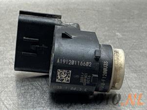 Gebruikte PDC Sensor Hyundai Tucson (TL) 2.0 CRDi 16V Mild Hybrid 4WD Prijs € 26,20 Margeregeling aangeboden door Japoto Parts B.V.