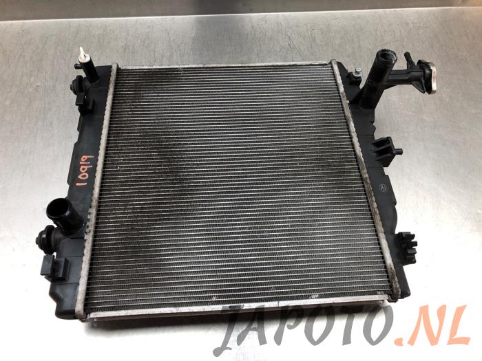Gebruikte Radiateur Mitsubishi Space Star (A0) 1.0 12V Prijs € 104,95 Margeregeling aangeboden door Japoto Parts B.V.