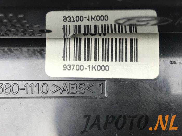 Display Interieur van een Hyundai iX20 (JC) 1.6i 16V 2011