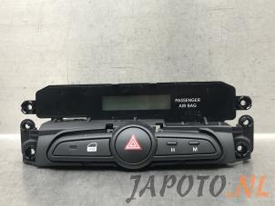 Gebruikte Display Interieur Hyundai iX20 (JC) 1.6i 16V Prijs € 26,20 Margeregeling aangeboden door Japoto Parts B.V.