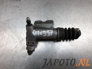 Gebruikte Koppeling Hulp Cilinder Honda HR-V (RU) 1.5 i-VTEC 16V Prijs € 26,20 Margeregeling aangeboden door Japoto Parts B.V.