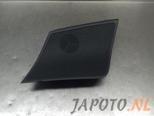 Gebruikte Tweeter Honda HR-V (RU) 1.5 i-VTEC 16V Prijs € 20,95 Margeregeling aangeboden door Japoto Parts B.V.