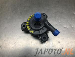 Gebruikte Extra waterpomp Mitsubishi Eclipse Cross (GK/GL) 2.4 16V PHEV 4x4 Prijs € 104,95 Margeregeling aangeboden door Japoto Parts B.V.