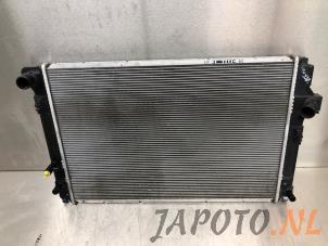 Gebruikte Radiateur Toyota Yaris III (P13) 1.5 16V Hybrid Prijs € 52,45 Margeregeling aangeboden door Japoto Parts B.V.
