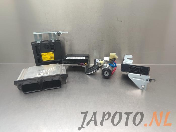 Gebruikte Kontaktslot + computer Hyundai Bayon Prijs € 314,95 Margeregeling aangeboden door Japoto Parts B.V.