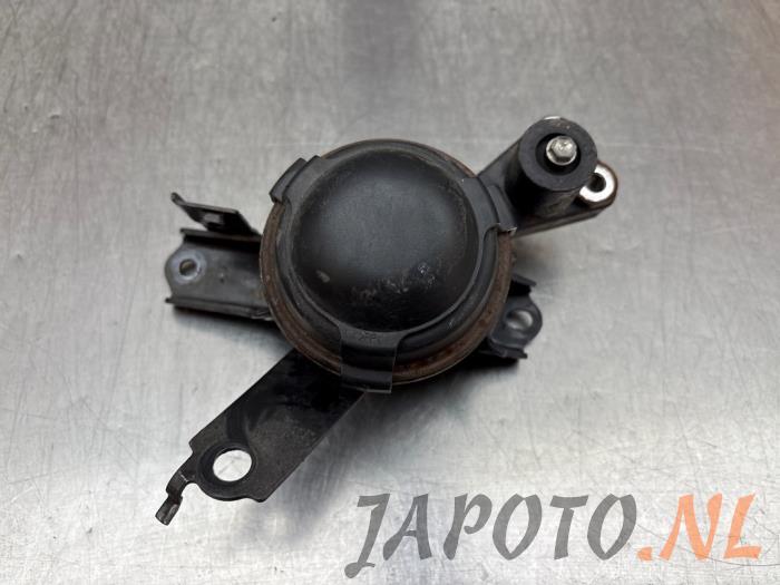 Gebruikte Motorsteun Toyota Yaris III (P13) 1.5 16V Hybrid Prijs € 15,70 Margeregeling aangeboden door Japoto Parts B.V.