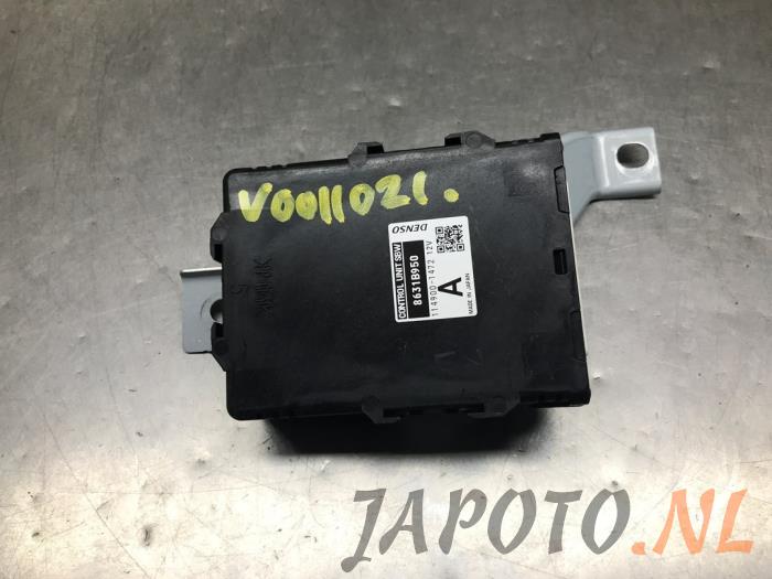 Gebruikte Computer Diversen Mitsubishi Eclipse Cross (GK/GL) 2.4 16V PHEV 4x4 Prijs € 104,95 Margeregeling aangeboden door Japoto Parts B.V.