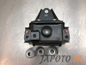 Gebruikte Motorrubber Mitsubishi Eclipse Cross (GK/GL) 2.4 16V PHEV 4x4 Prijs € 52,49 Margeregeling aangeboden door Japoto Parts B.V.