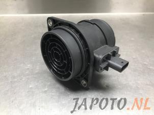 Gebruikte Luchtmassameter Hyundai i20 (BC3) 1.0 T-GDI 100 Mild Hybrid 48V 12V Prijs € 41,95 Margeregeling aangeboden door Japoto Parts B.V.