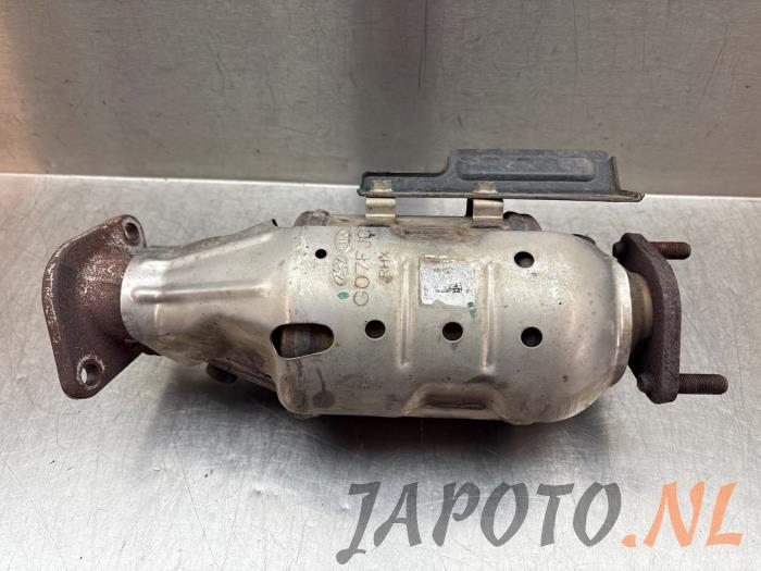 Gebruikte Katalysator Hyundai i20 (BC3) 1.0 T-GDI 100 Mild Hybrid 48V 12V Prijs € 262,45 Margeregeling aangeboden door Japoto Parts B.V.