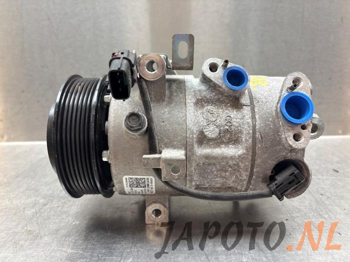 Gebruikte Aircopomp Hyundai i20 (BC3) 1.0 T-GDI 100 Mild Hybrid 48V 12V Prijs € 208,95 Margeregeling aangeboden door Japoto Parts B.V.